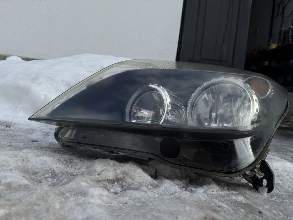 Фари передні, оптика Опель Астра Аш (Opel Astra H)