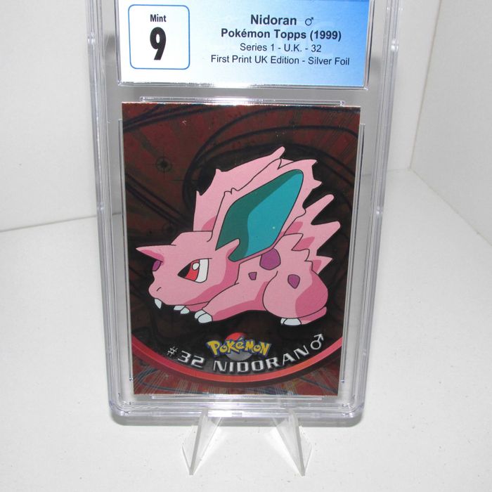 Nidoran Pokémon Topps Foil - CGC 9 - Pokémon 1999