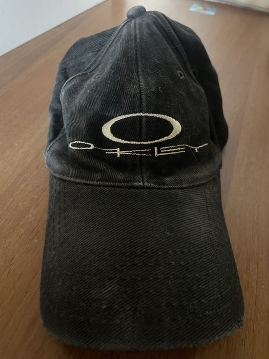 Кепка oakley оригинал