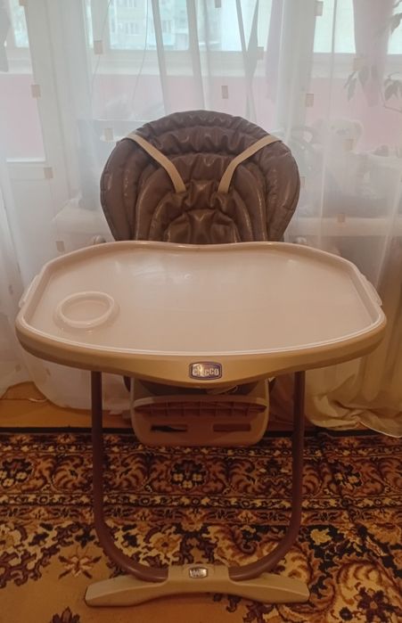 Стілець для годування chicco