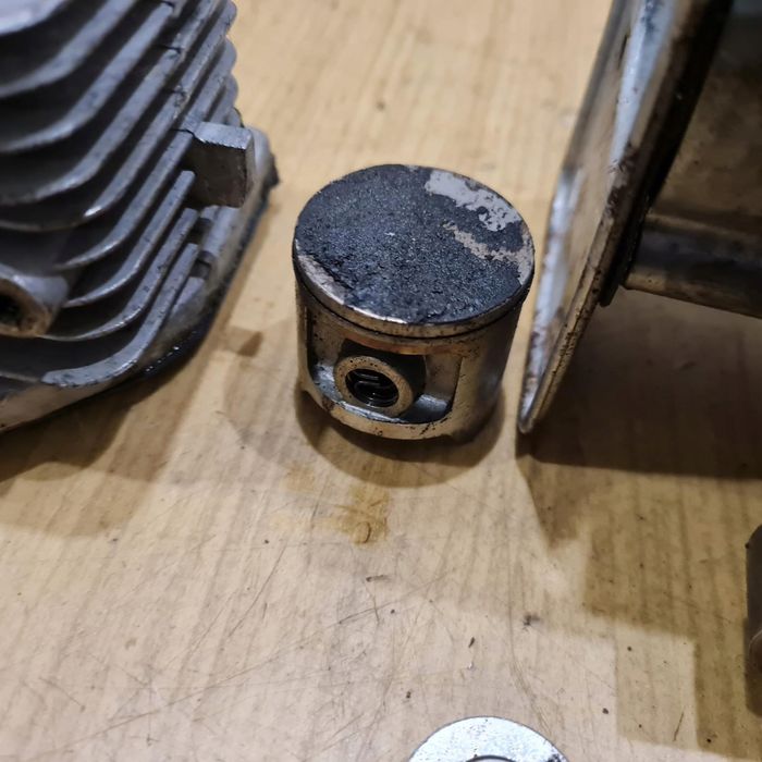 Shark At3342 Cylinder Tłok Korbowód Wał Karter Komplet