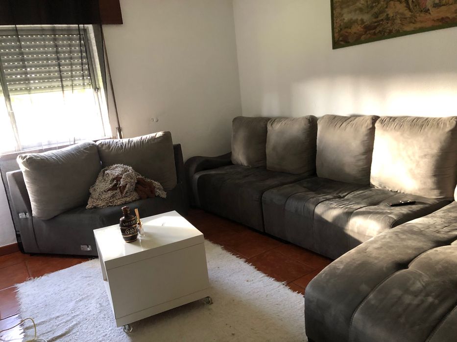 Vendo sofá grande usado mais em muito bom estado