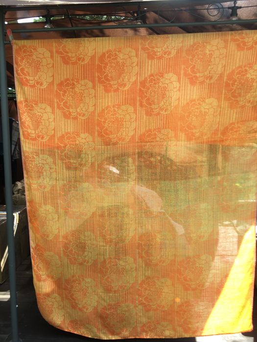 Kupon materiału retro  140cm X 240cm
