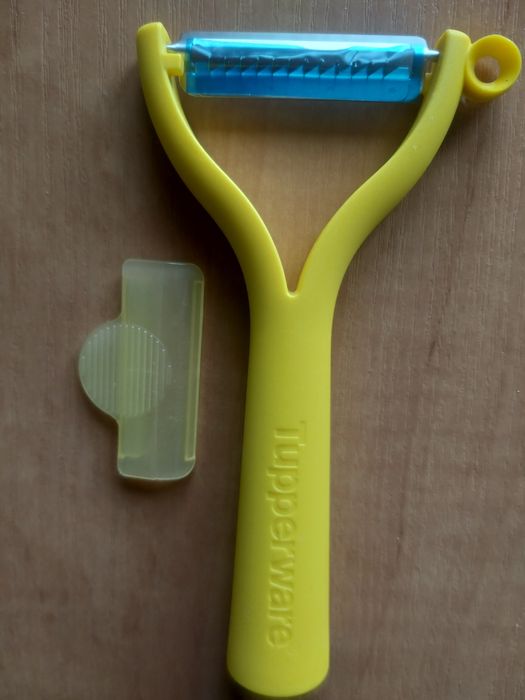 Obieraczka uniwersalna Tupperware