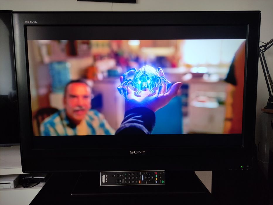 Televisão LCD Sony Bravia 32 polegadas