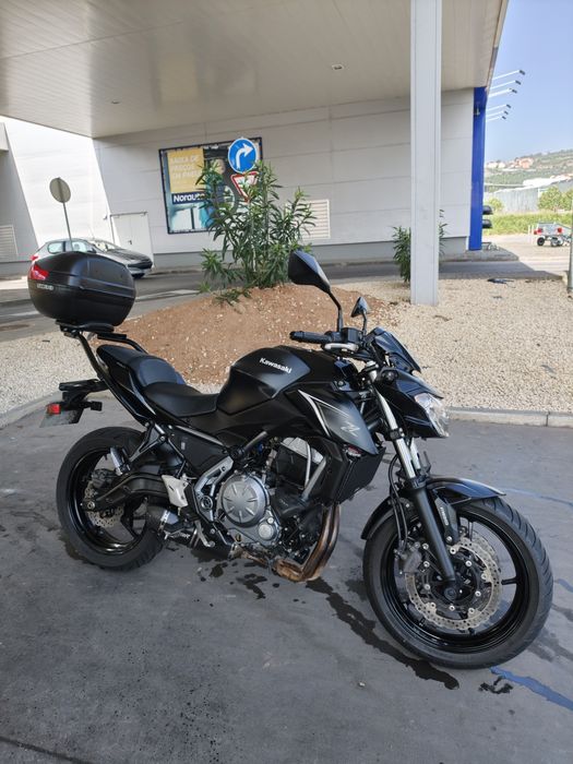 Kawasaki Z650 (2017) | 31.700 km | Muitos Extras | Pronta a andar