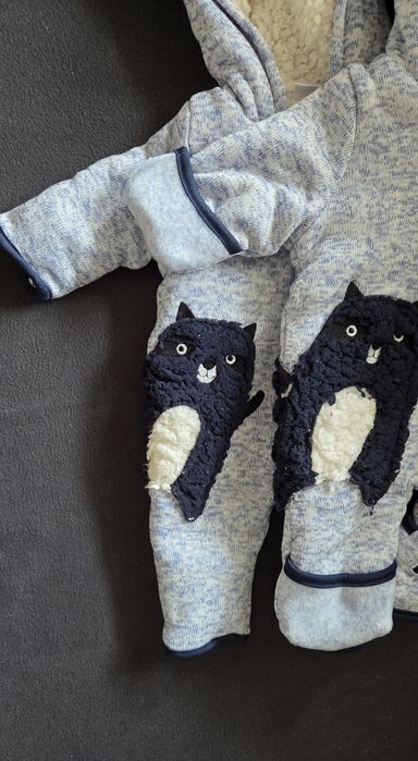 Kombinezony niemowlece