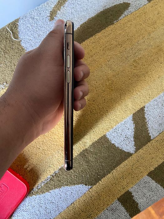 iPhone 11 Pro Gold - Detalhe na Traseira (Leia a descrição)