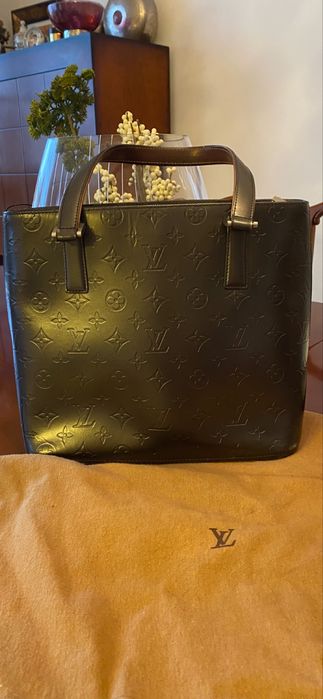 Malara luiz Vitton em pele