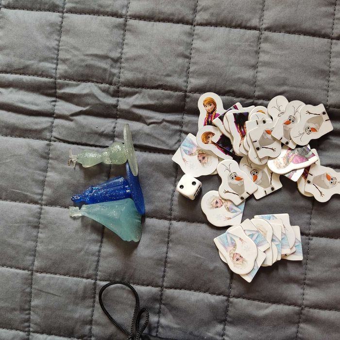 Gra Monopoly junior Kraina lodu ELSA i Anna