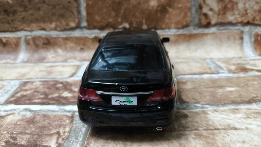 Машинка на радіокеруванні Toyota Camry 1:24 Rastar