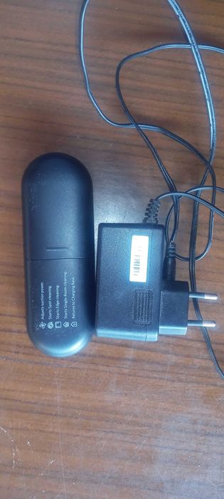 Pilot zdalnego sterowania, ładowarka  iRobot