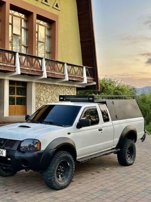 Продам Nissan Navara