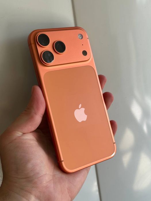 Продам IPhone 17 PRO MAX 256 Neverlock Физ Сим