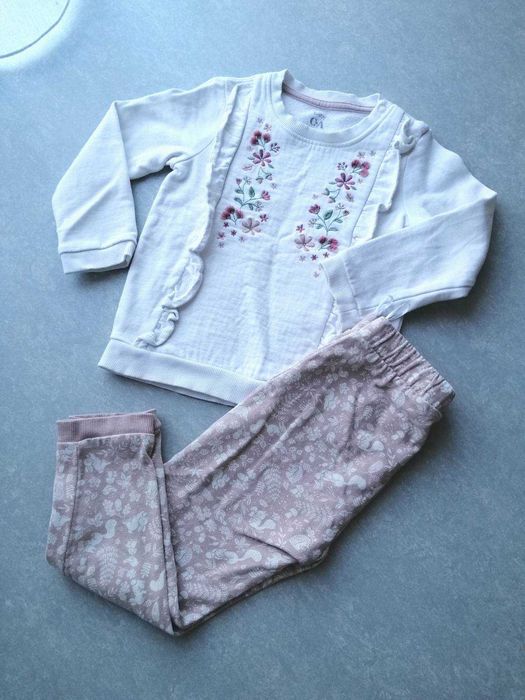 Костюм на девочку C&A