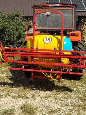 Opryskiwacz traktorowy polowy