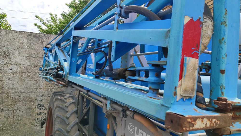 Оприскувач причіпний Primus 35