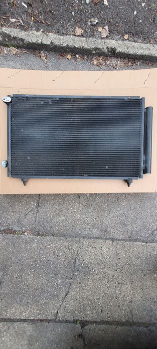 Chłodnica skraplacz klimatyzcji Corolla e12 2.0 D4D