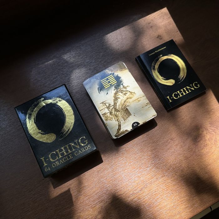 Продам карты таро I-CHING (64)