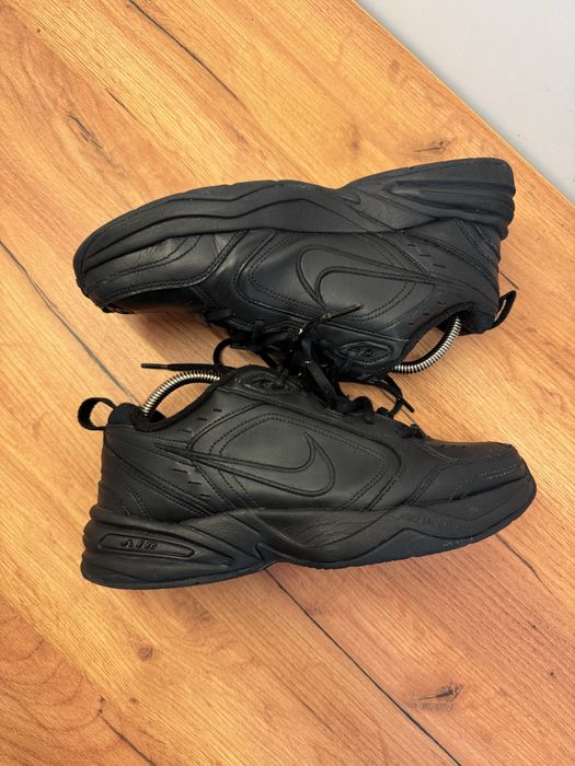 Кросівки Nike Air Monarch 42 розмір О493