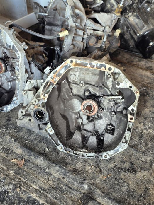 Коробка 1.9 6 ступка Renault Laguna Espace Megane Scenic Primera