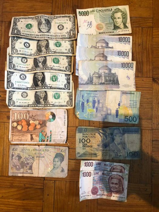 Notas várias de colecção