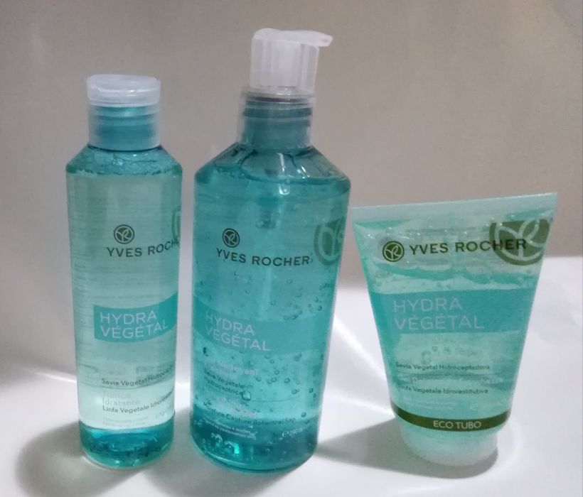SALDOS - Conjunto tratamento e hidratação rosto Yves Rocher