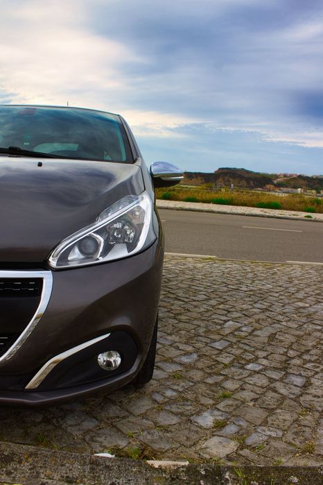 Peugeot 208 1.2 Puretech, 82 cvs , 124 000 kms