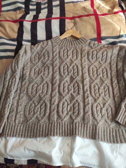 Свитер женский крупной вязки