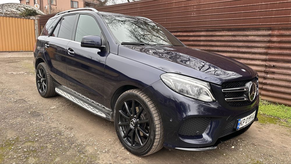 Мерседес  GLE - class 2016 г