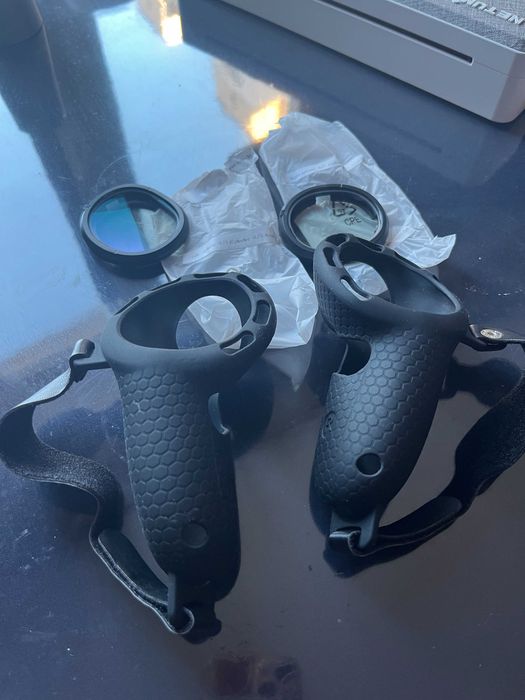 Продам чохли на джойстики Meta Quest 3 + лінзи з діоптріями