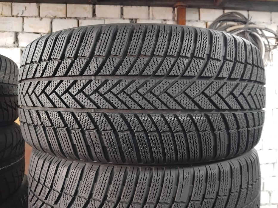Шини бу 275/40 R21 Bridgestone  Blizzak LM005 Пара Зима