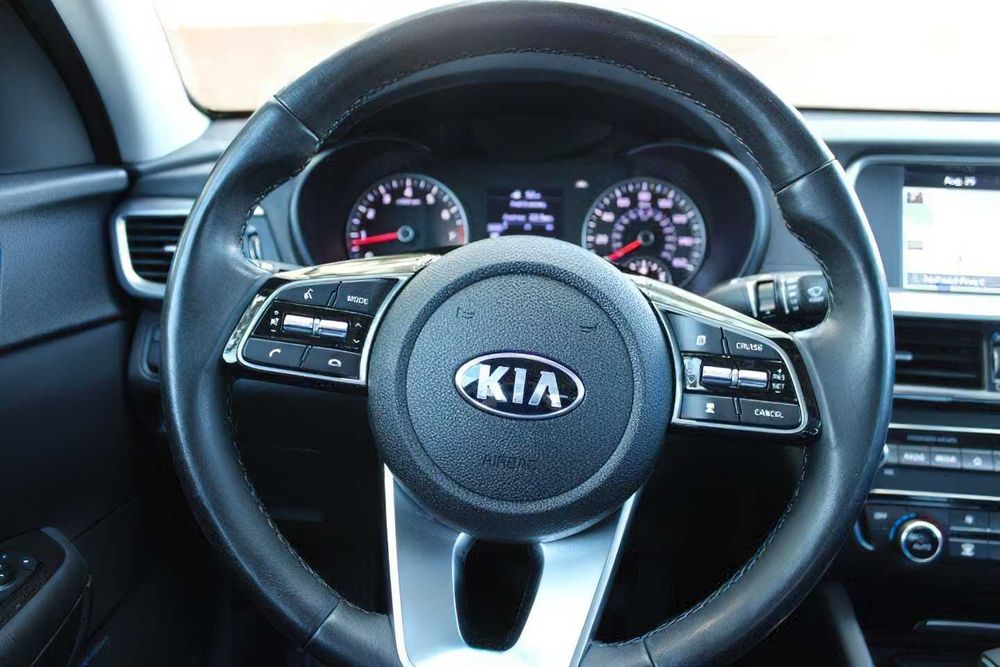 Kia Optima EX      2019