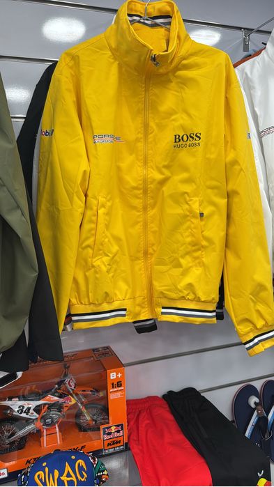 Jaquetas Porsche Boss várias cores novos a estrear.