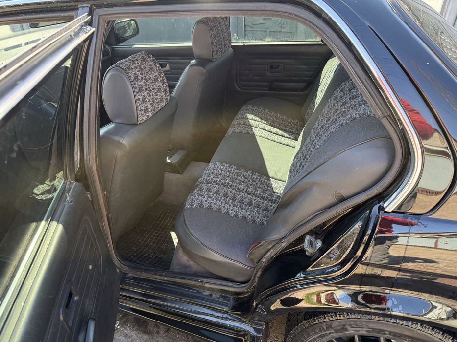 Продам Bmw e30 324D