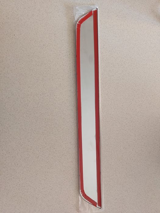 Накладка порога переднего TESLA MODEL 3