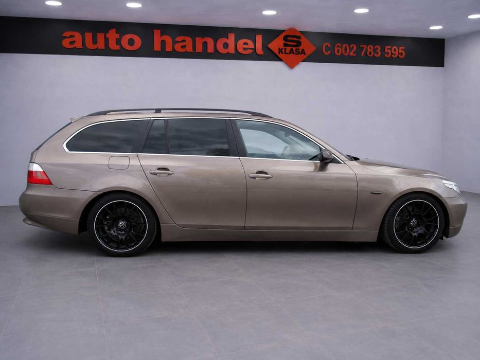 BMW 523i 2.5 benzyna manual 177km e61 skóry piękna wersja wysposażenia
