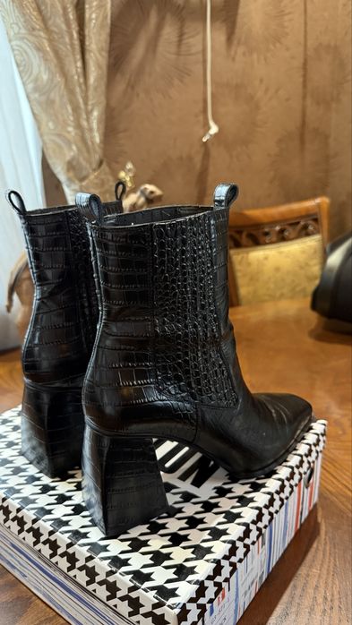 Ботильйони miraton натуральна шкіра 37