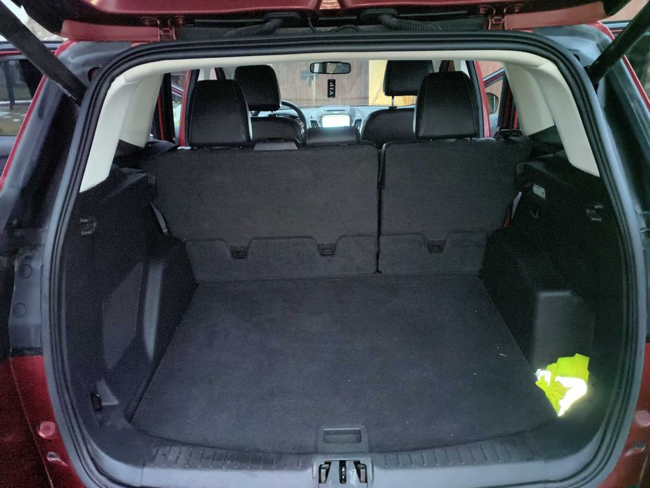 Ford Escape/Kuga 2.0 EcoBoost TITANIUM 4WD 242KM