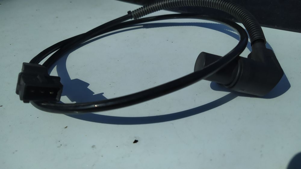 Датчик положення коленвалу EII18 550068