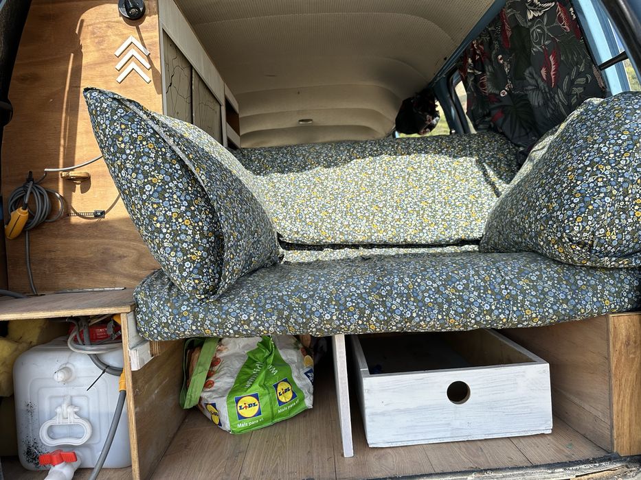 Legalizada - Bedford Seta Campervan