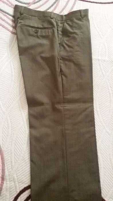 Fato de homem como novo