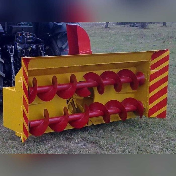 Pług wirnikowy - Dmuchawa do śniegu na ciągnik