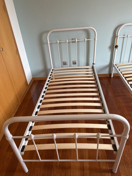 Cama de solteiro