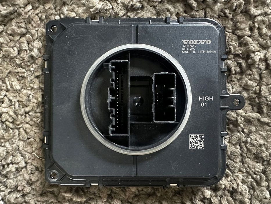 PRZETWORNICA MODUŁ LED VOLVO S60 V60 S90 V90 XC90 OE 32337412