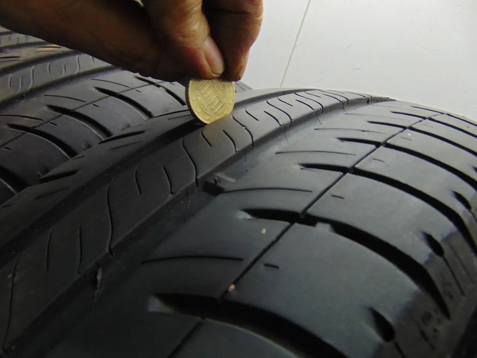 Pneus michelin 14 " usado em bom estado