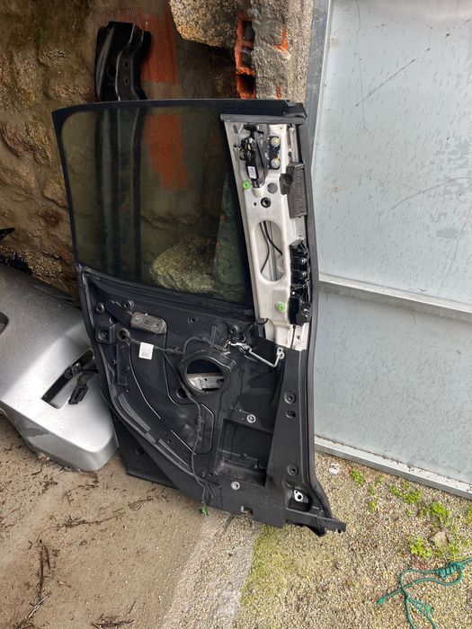 Porta traseira esquerda bmw i3