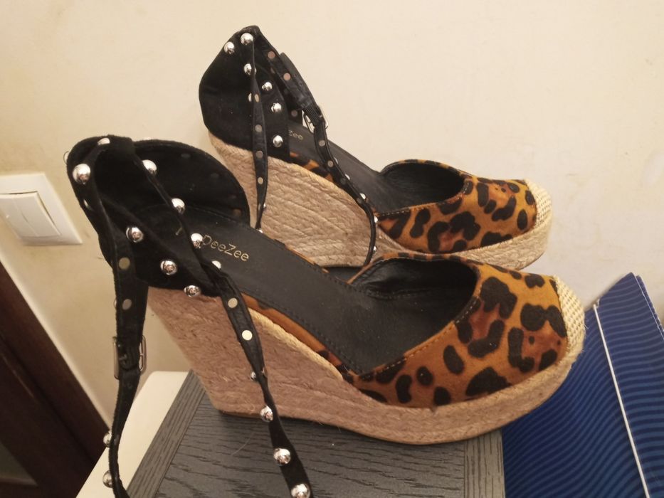 Beżowe brązowe buty Dee Zee r 38 obcas 12 cm