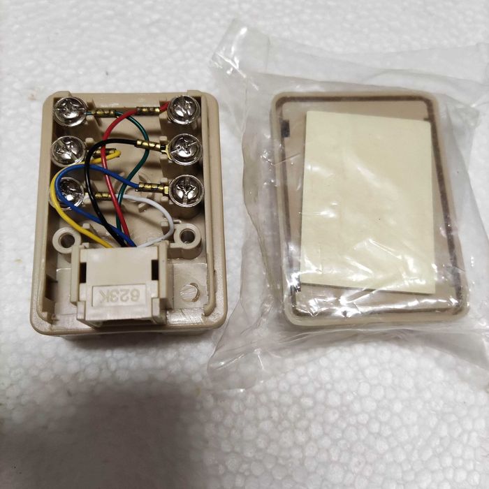 Tomada telefone exterior novo