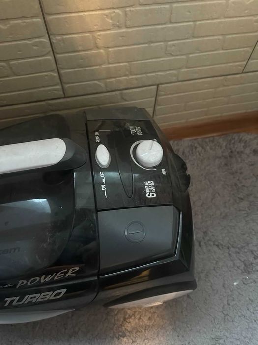 Пилесос Ariete twin aqua power 1700 W